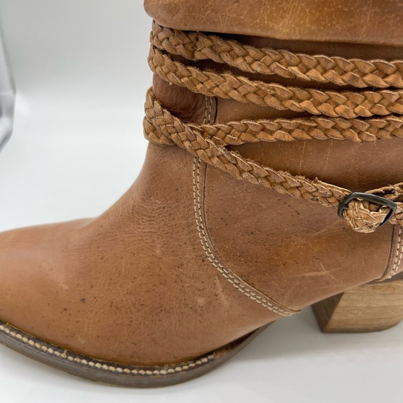 Dingo Twisted Sister Brown Leather Cowboy Boots Booties. Size 9.5 - Picture 7 of 10